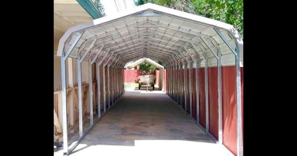 carport-in-alley-against-the-wall